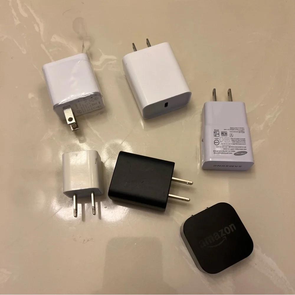 Charger Cubes/blocks (set‎ of 6, Samsung, Amazon)